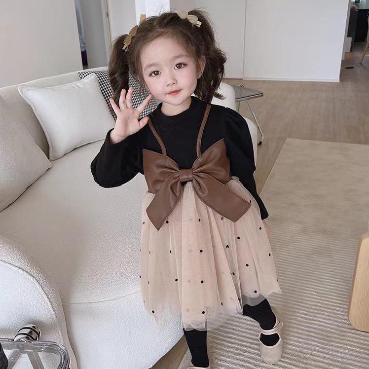 ensemble enfant 2 pièces – sweat blanc & pantalon confortable ensemble enfant 2 pièces – sweat blanc & pantalon confortable